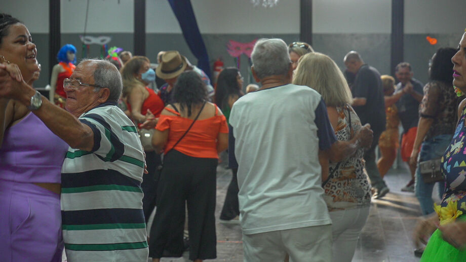 Diversão Taboão da Serra realiza Baile da Melhor Idade o tema de