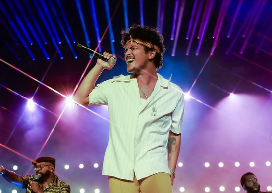 Pré venda de ingressos para shows de Bruno Mars começa hoje Gazeta de