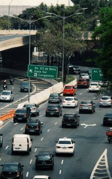 Descubra a história, características e curiosidades da mais extensa via da capital paulista