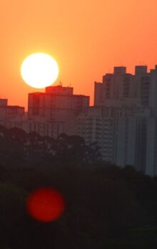 Termômetros variam com mínima de 15°C e a máxima de 31°C nesta semana em São Paulo