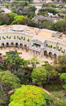 A Mansão Safra, no Morumbi, tem mais de 11 mil m&#xB2; de área construída