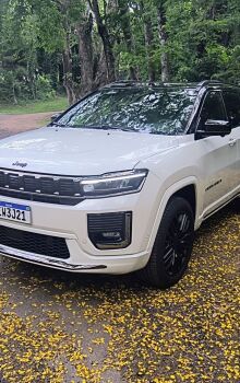 Jeep Commander Blackhawk 