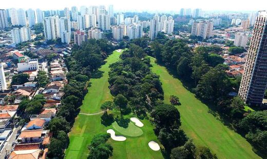 São Paulo Golf Club passou a adotar esse nome em 1915