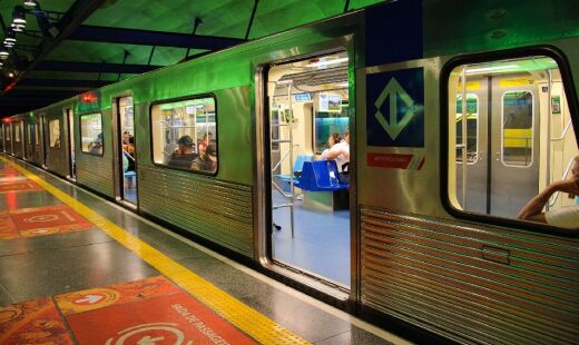 Linha 1-Azul do Metrô atuou com velocidade reduzida na manhã desta quarta-feira (25/9) 