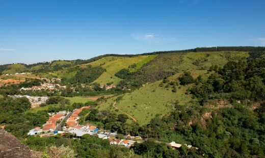 Mais uma cidade que se destaca no interior de São Paulo é Monte Alegre do Sul, conhecida como a 'Capital da Cachaça'