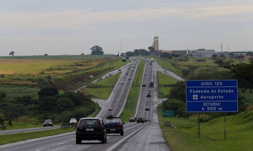 Rodovia Luiz de Queiroz passa pelas cidades de Americana, Santa Bárbara d'Oeste e Piracicaba