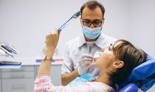 Dentista cita vários benefícios dessa fruta.