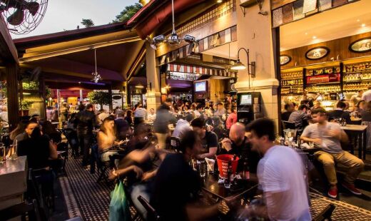 Bairro é famoso pelos sambas noturnos e grandes manifestações artísticas