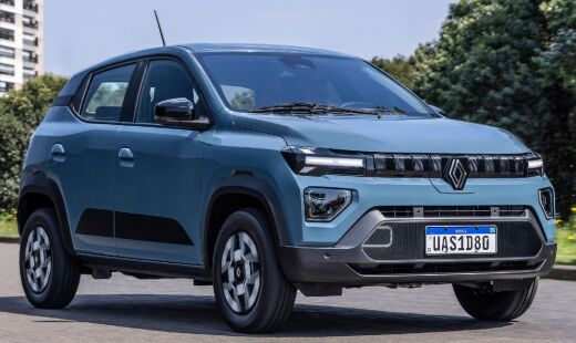 Lançado originalmente em 2022, o Kwid E-Tech se consolida como a porta de entrada para a mobilidade elétrica no Brasil, com proposta urbana, eficiente e acessível