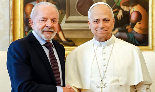 Lula e Papa Leão se reuniuram no Vaticano, nesta segunda (13/10)