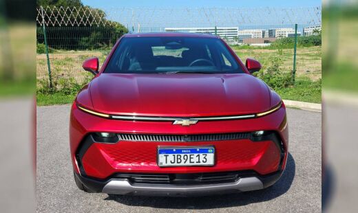 SUV elétrico da Chevrolet passa a custar R$ 349.990 e promete desempenho refinado