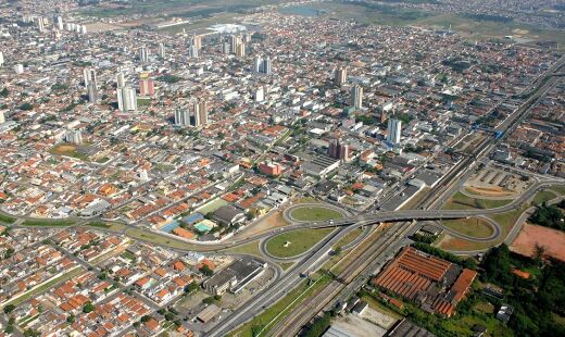 Interessados devem ir presencialmente entre os dias 28 e 30 de outubro, das 9h às 17h, com documentos e currículo