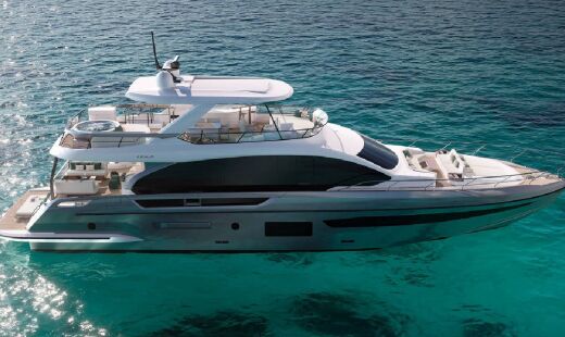 Azimut Grande 25 Metri é um dos maiores e mais exclusivos iates disponíveis no País
