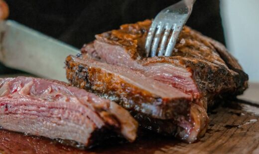 Novo selo da Embrapa revela quais carnes têm menor impacto climático