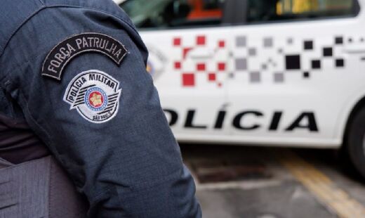 Equipe interveio e encontrou uma sacola contendo pelo menos 60 medicamentos para emagrecimento