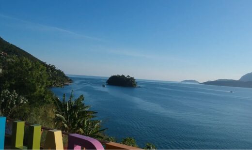 Três dias de viagem em Ilhabela entre praias paradisíacas, cachoeiras escondidas e passeios de jipe
