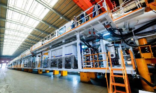 Com tecnologia avançada, o equipamento conta com 133 metros de comprimento, 11,67 metros de diâmetro e peso total de 2.600 toneladas