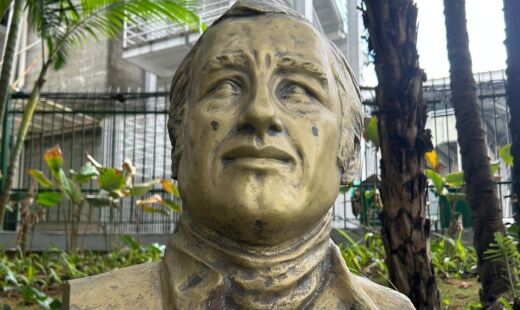 Busto de José Carlos Pace está no Autódromo de Interlagos