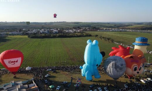Boituva é conhecida pelos seus passeios de balão