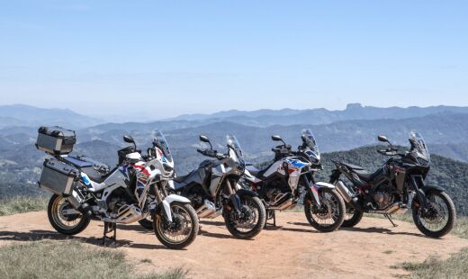 CRF1100L Africa Twin 2026 estarão disponíveis na rede de concessionárias a partir de janeiro