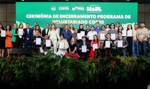 Governo do Pará e o governo Federal realizaram a cerimônia de certificação final do Programa de Voluntariado da COP30, iniciativa que contou com a participação de cerca de 1.300 voluntários e voluntárias