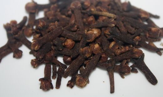 Além de tempero, cravo também serve para limpeza