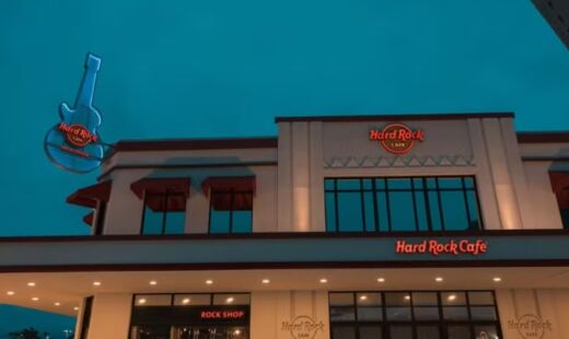 Unidade trouxe molhos exclusivos para asinhas de frango e novos hambúrgueres