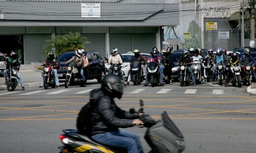 Câmara de SP votará nesta e na próxima semana projeto para regulamentação dos mototáxis