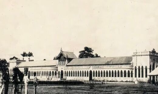 Antes dos corredores climatizados e vitrines, o Brasil já tinha um centro comercial completo