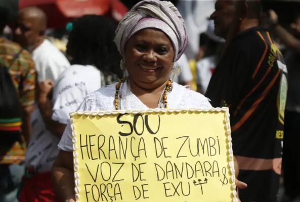 Marcha luta por um Brasil sem racismo e por reparação histórica