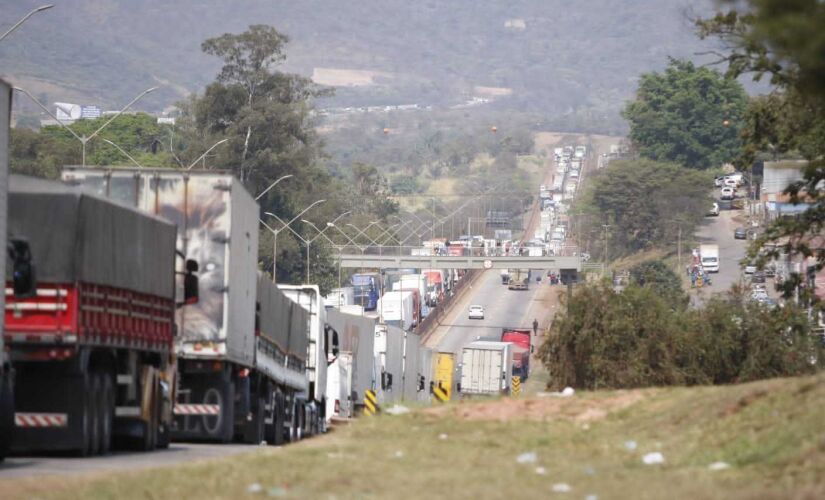 Caminhoneiros fazem paralisação em Belo Horizonte  (arquivo)