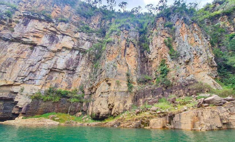 Registro da represa de Furnas em Capitólio