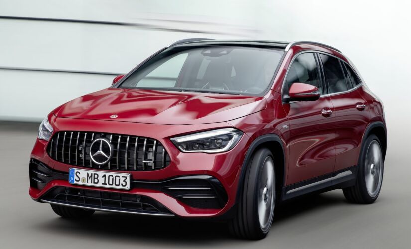 O novo GLA 35 4Matic busca atender ao cliente que deseja alta esportividade, design dinâmico e compacto, podendo ser usado tanto na cidade quanto em viagens