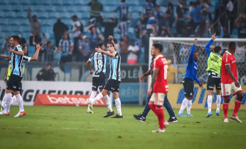 Grêmio perde o Gre-Nal, mas está na final do Gauchão