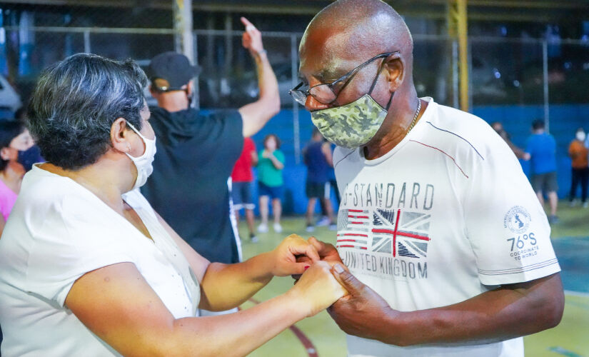 Primeira edição do evento 'Dançando no parque', em Taboão da Serra