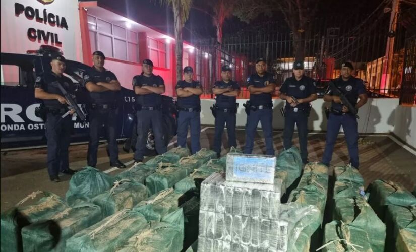 Guarda apreende 1,3 tonelada de pasta base de cocaína escondida em caminhão com carga de milho