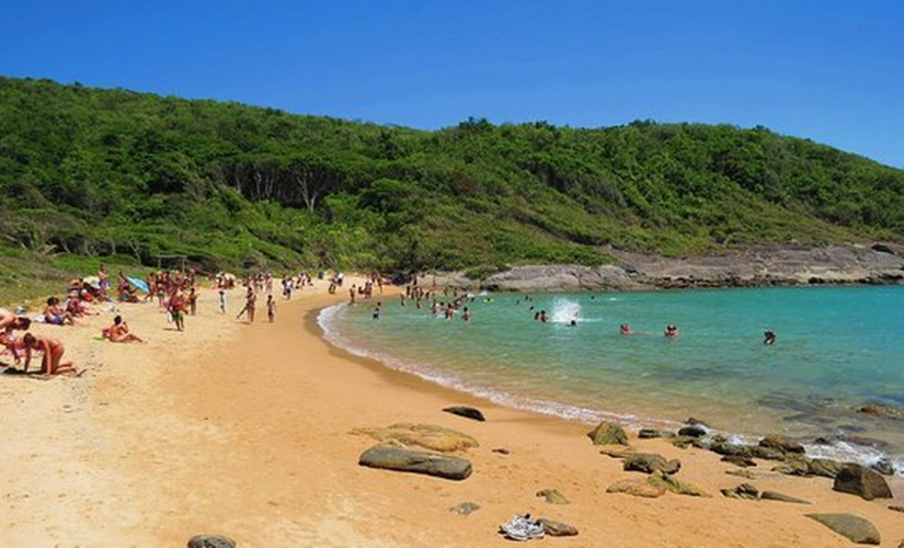 Praia do Ermitão, em Guarapari, Espírito Santo, local onde o crime ocorreu