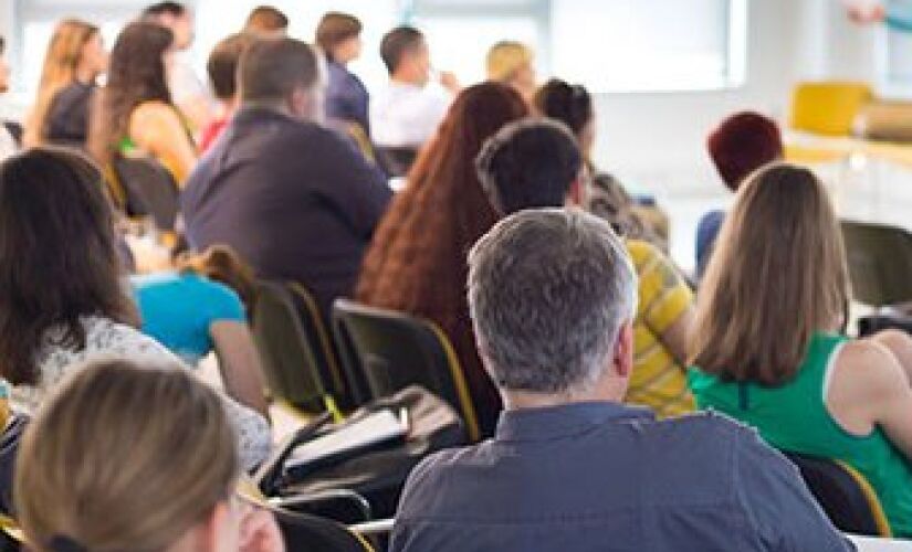 Alunos em curso de qualificação