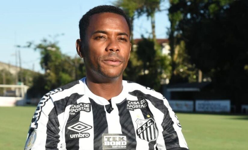 Robinho foi condenado por crime cometido em 2013