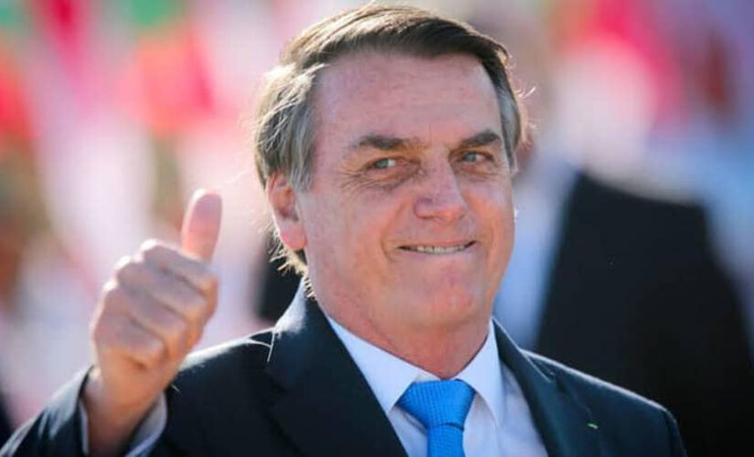 Presidente Jair Bolsonaro aumenta crédito consignado de 35% para 40% para servidores públicos.