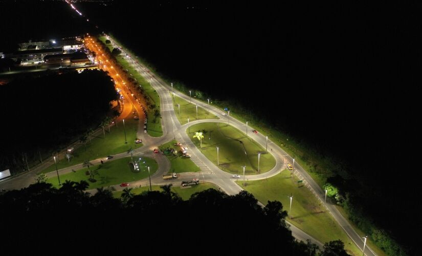 A nova instalação possibilita que mais de 1000 metros de pistas sejam iluminados