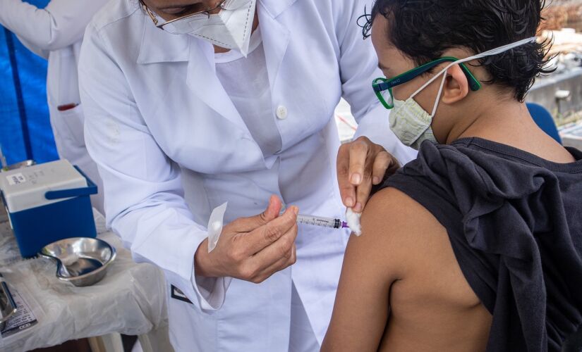 Vacinação contra gripe segue em Taboão da Serra, agora ampliada para todos os moradores com seis meses ou mais