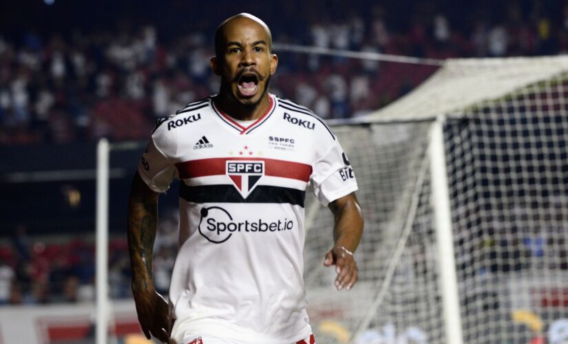 Patrick marca e São Paulo vence o Palmeiras no Morumbi