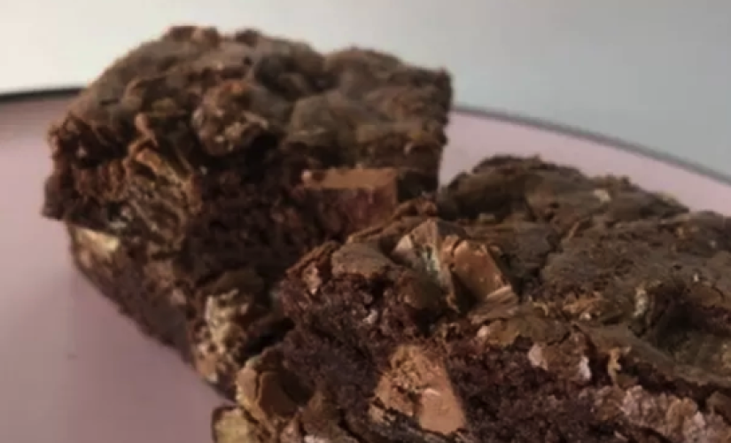 Jovem vendia na internet e entregava pelos correios brownie com maconha