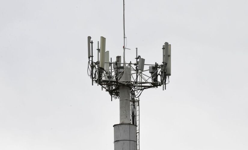 Na prática, a norma altera a Lei Geral das Antenas (13.116/2015), para garantir uma rapidez na oferta de infraestrutura de telefonia e internet, já que cada município dispõe de normais locais