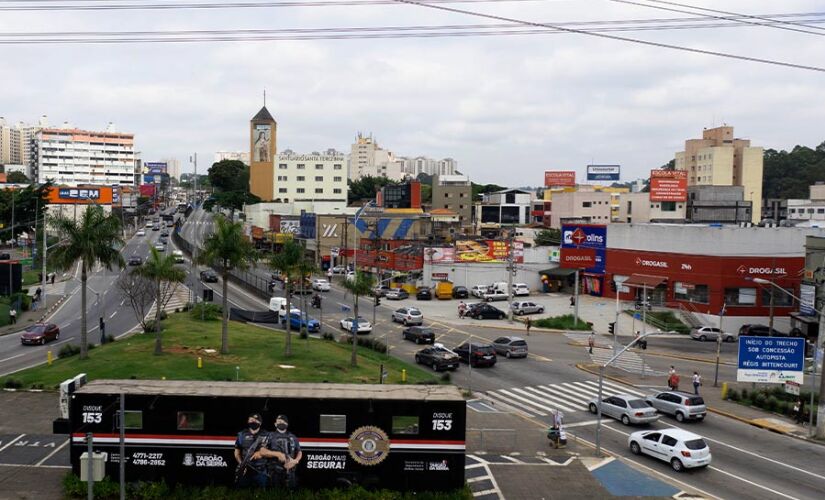 Na região sudoeste da Grande São Paulo, os termômetros oscilam entre 9°C e 21°C nesta quarta-feira