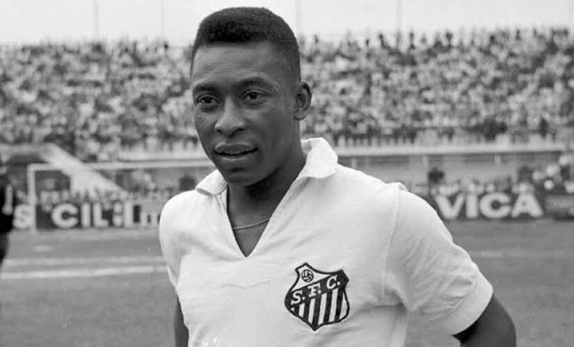 Time do Santos de Pelé foi bicampeão da Libertadores e Mundial