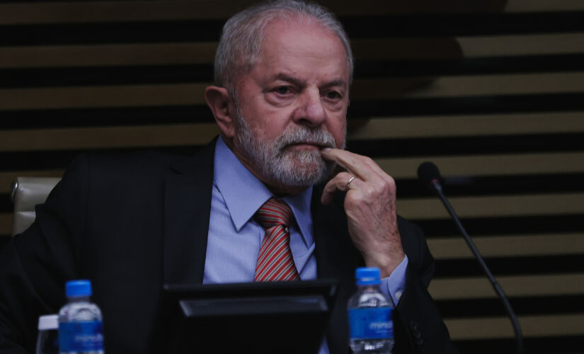 Lula afirmou que a polarização é uma coisa saudável quando é feita civilizadamente.