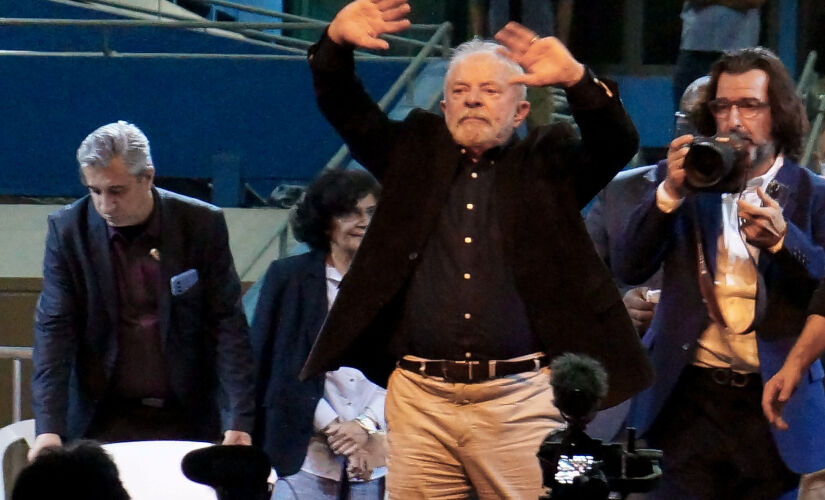 Lula discursa em aula inaugural do semestre letivo na USP