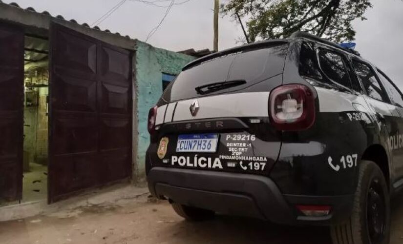 Polícia Civil prendeu 12 pessoas que faziam parte de uma quadrilha de roubo de fios de cobre